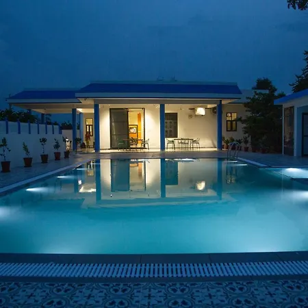 The Country Villa